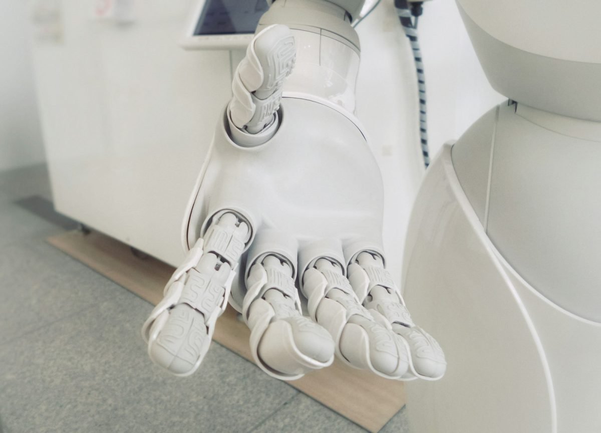 AI Chatbots for Websites: Turn Traffic Into Customers While You Sleep