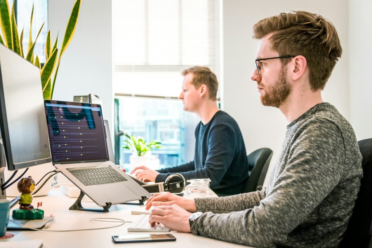 Custom CRM vs Off-the-Shelf Software: Which Should Your Business Choose in 2026?