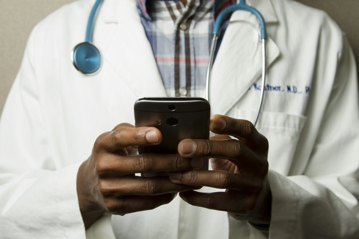 Cutting Claim Denials by 42% with Medical Billing Automation for a US Clinic Group